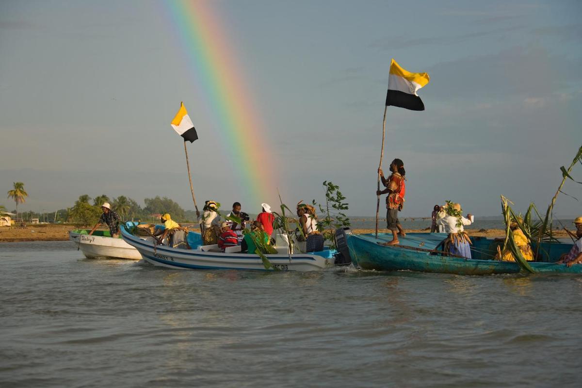 Pelican Beach Resort South Water Caye Dangriga Extérieur photo
